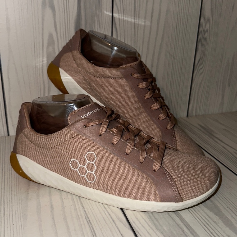 Reposhed Vivo Barefoot  Court